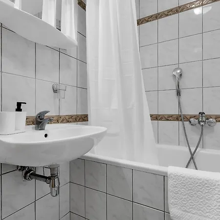 Apartment Newly Renovated With A Beautiful Sea View Emili